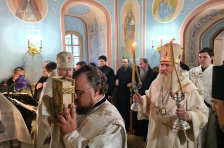 саввино сторожевский монастырь всенощное бдение. Смотреть фото саввино сторожевский монастырь всенощное бдение. Смотреть картинку саввино сторожевский монастырь всенощное бдение. Картинка про саввино сторожевский монастырь всенощное бдение. Фото саввино сторожевский монастырь всенощное бдение